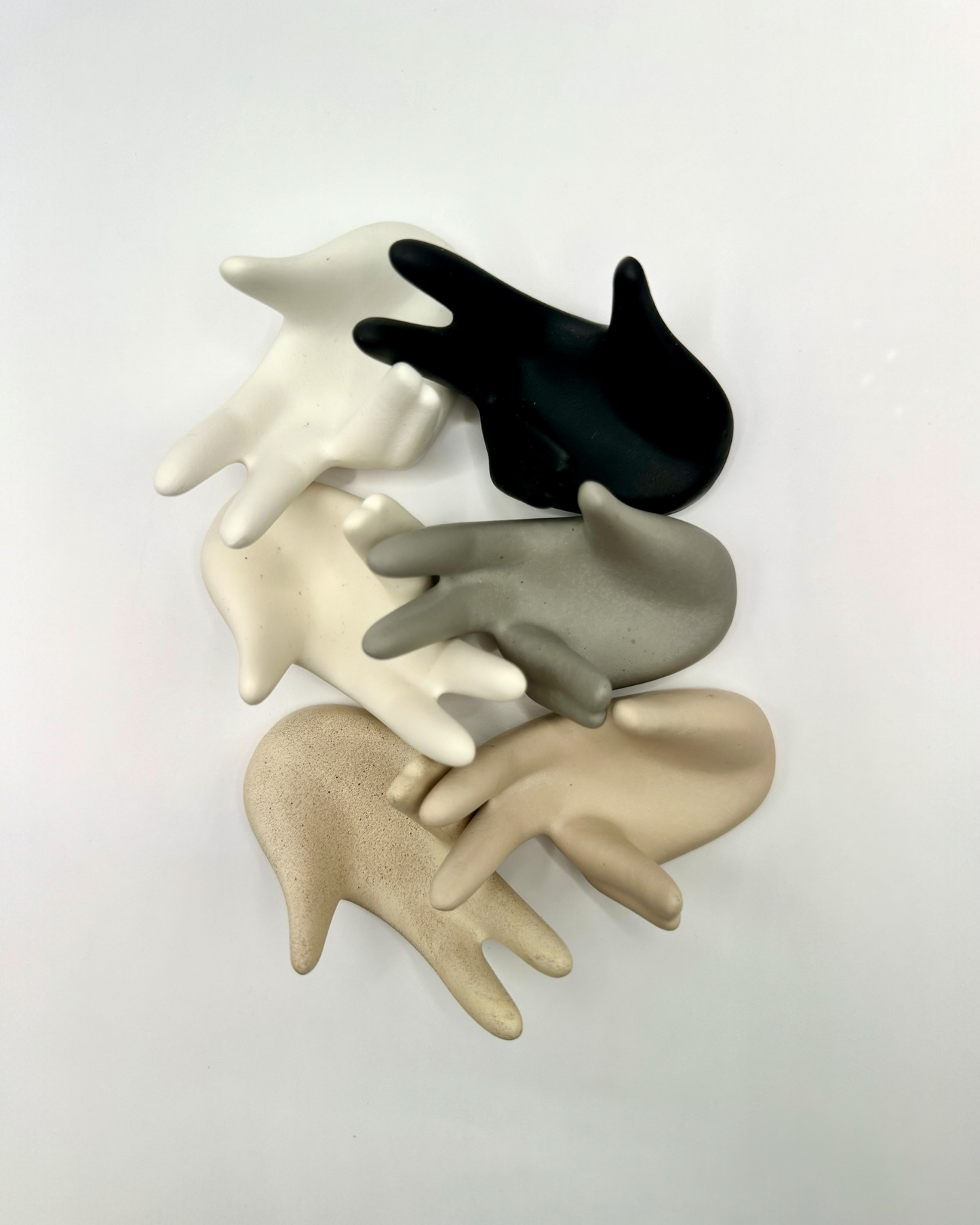 Palm – Hand-Shaped Holder